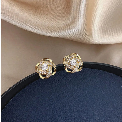 Boucles d'oreilles en zirconiaux de luxe léger, simples, à motif croisé et creux, géométriques, pour mariage, cadeaux d'exception pour femmes